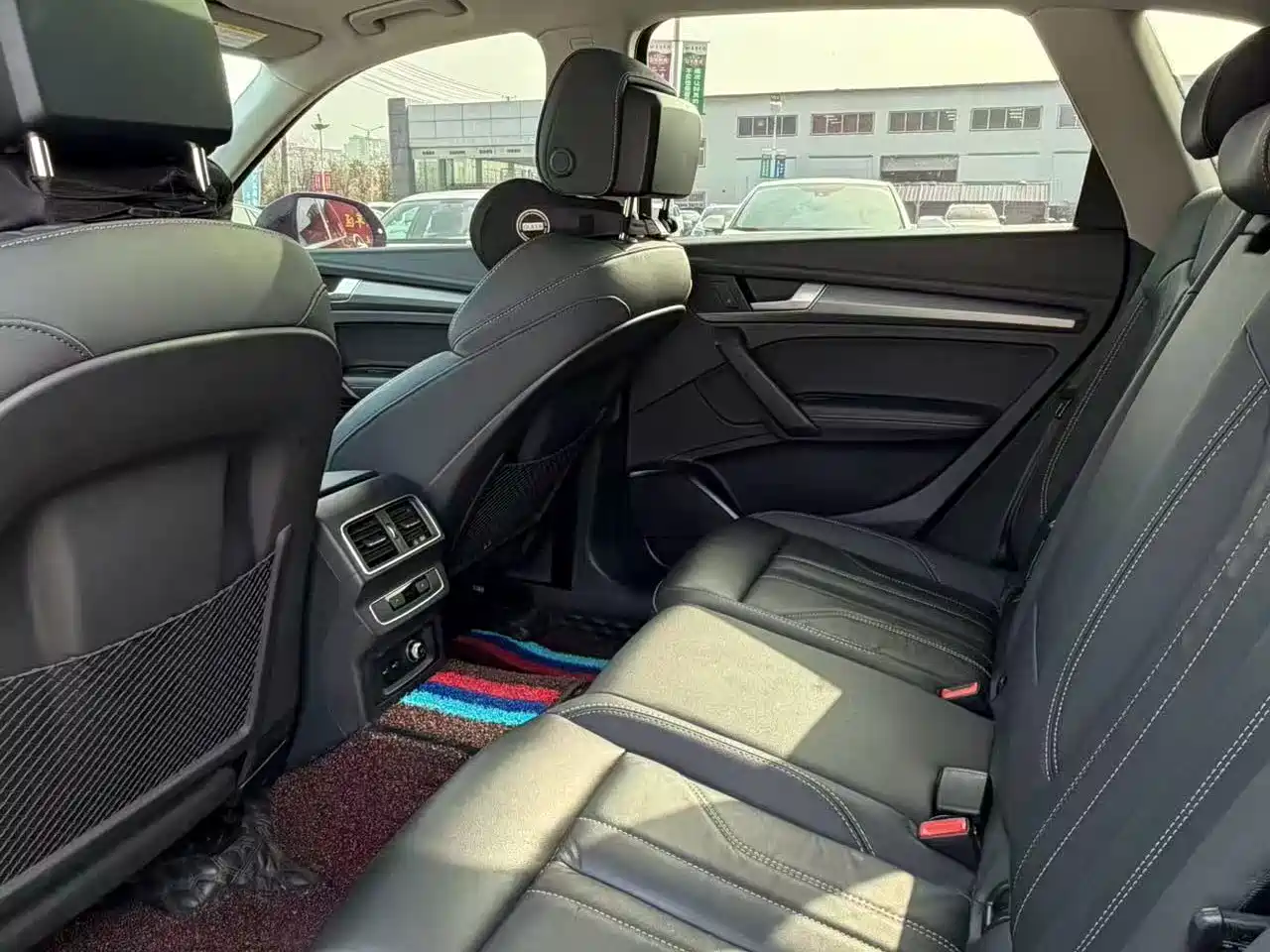 Audi Q5L 2022 40T Luxury Dynamic фото 5