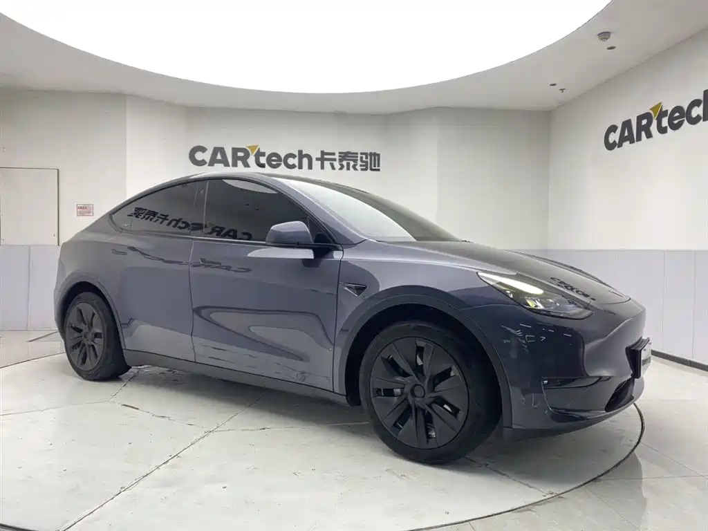  Tesla Model Y 2021 Standard Range Rear-Wheel Drive 2