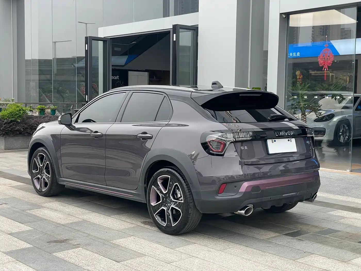 Lynk & Co 02 2021 2.0TD Automatic 2WD Power Champion Edition фото 17