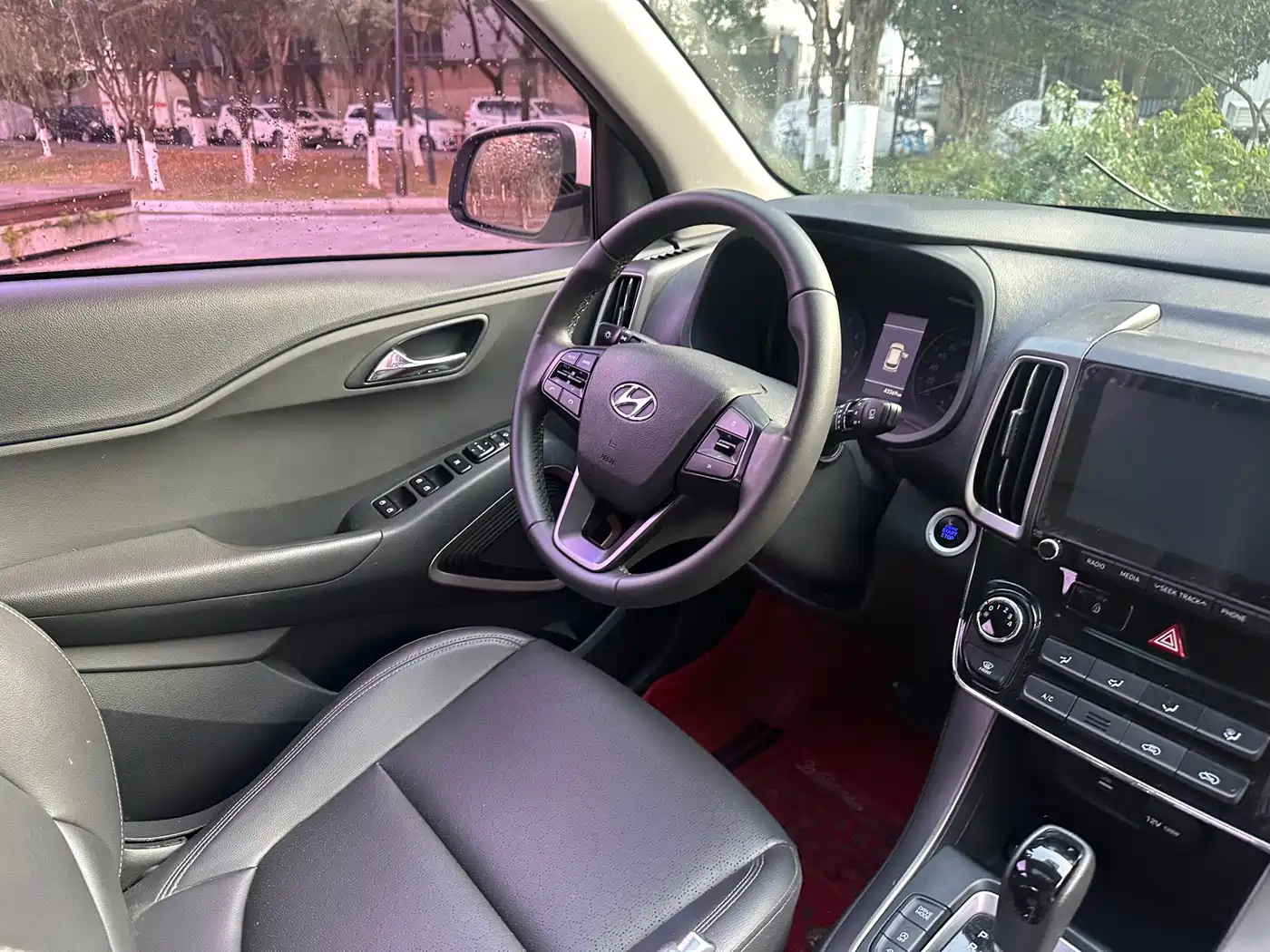 Hyundai Beijing Hyundai ix35 2019 2.0L Automatic 2WD Zhiyong·Smooth Enjoy China VI фото 17