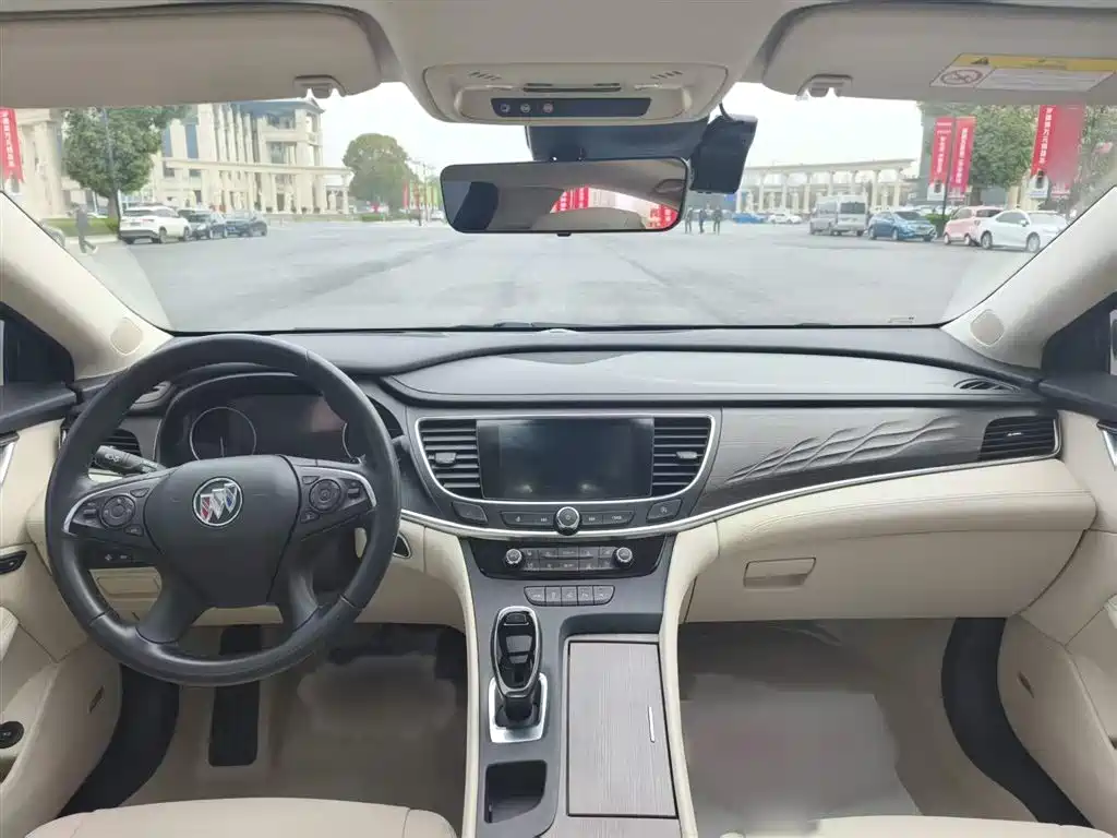 BUICK LACROSSE