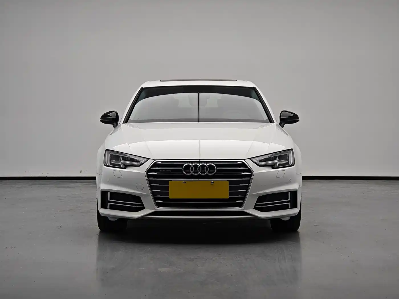 Audi A4L 2018 30th Anniversary 45 TFSI quattro Personality Sport фото 3