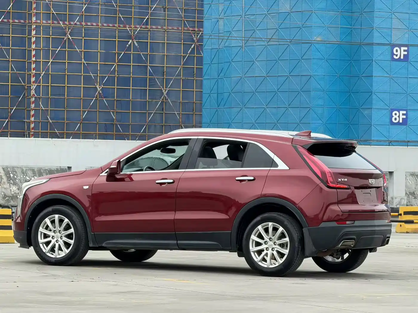 CADILLAC XT4