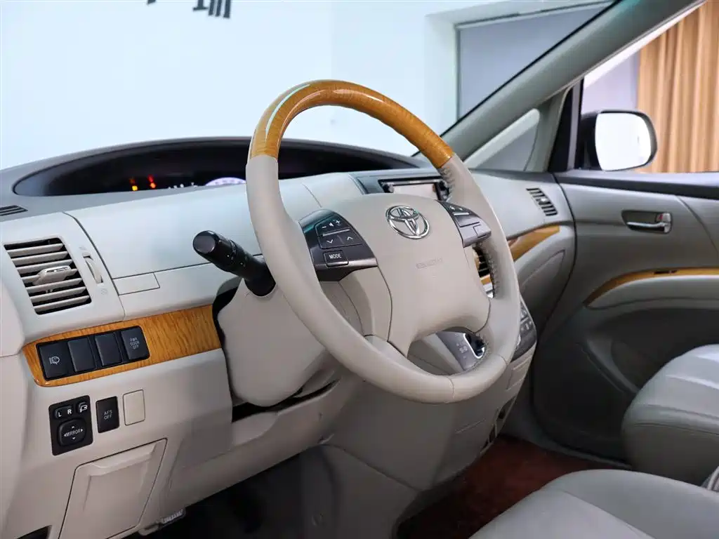 Toyota Previa 2007 3.5L 7-Seater Luxury фото 11