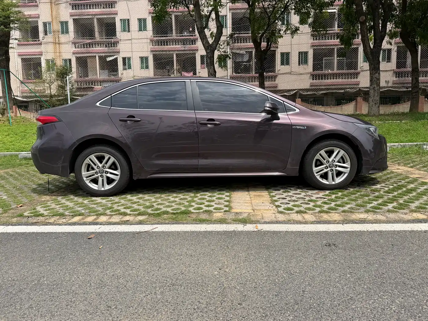 Toyota Levin 2019 Dual Engine 1.8H E-CVT Luxury Edition China V фото 4