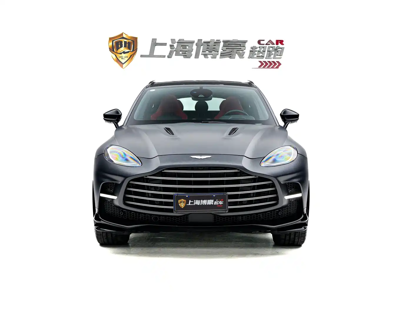 ASTON MARTIN DBX