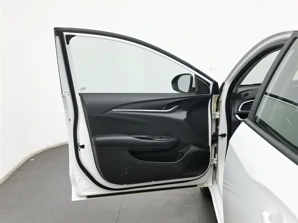 Buick Excelle 2019 18T Auto Connected Elite China VI фото 8