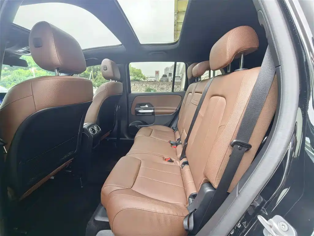Mercedes-Benz GLB 2024 GLB 200 Dynamic фото 12