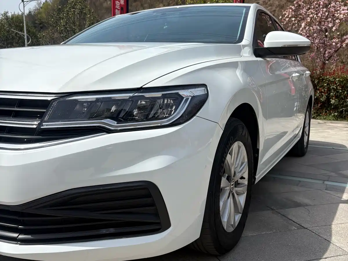 Volkswagen Bora 2020 1.5L Automatic Fashion фото 17