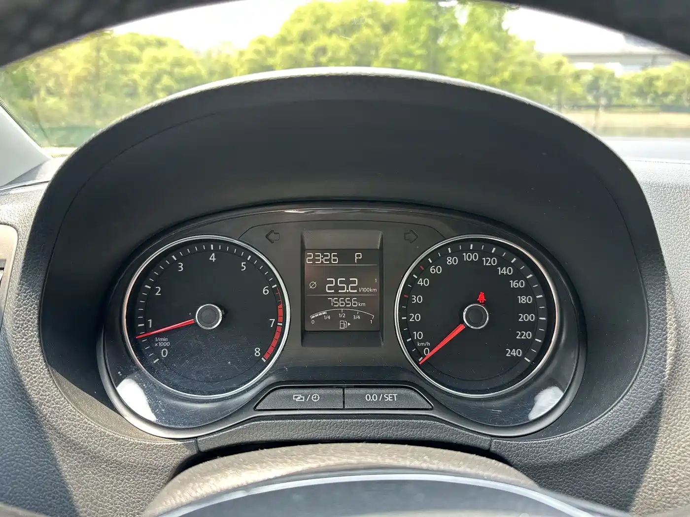 Volkswagen Polo 2016 1.6L Automatic Comfort фото 16