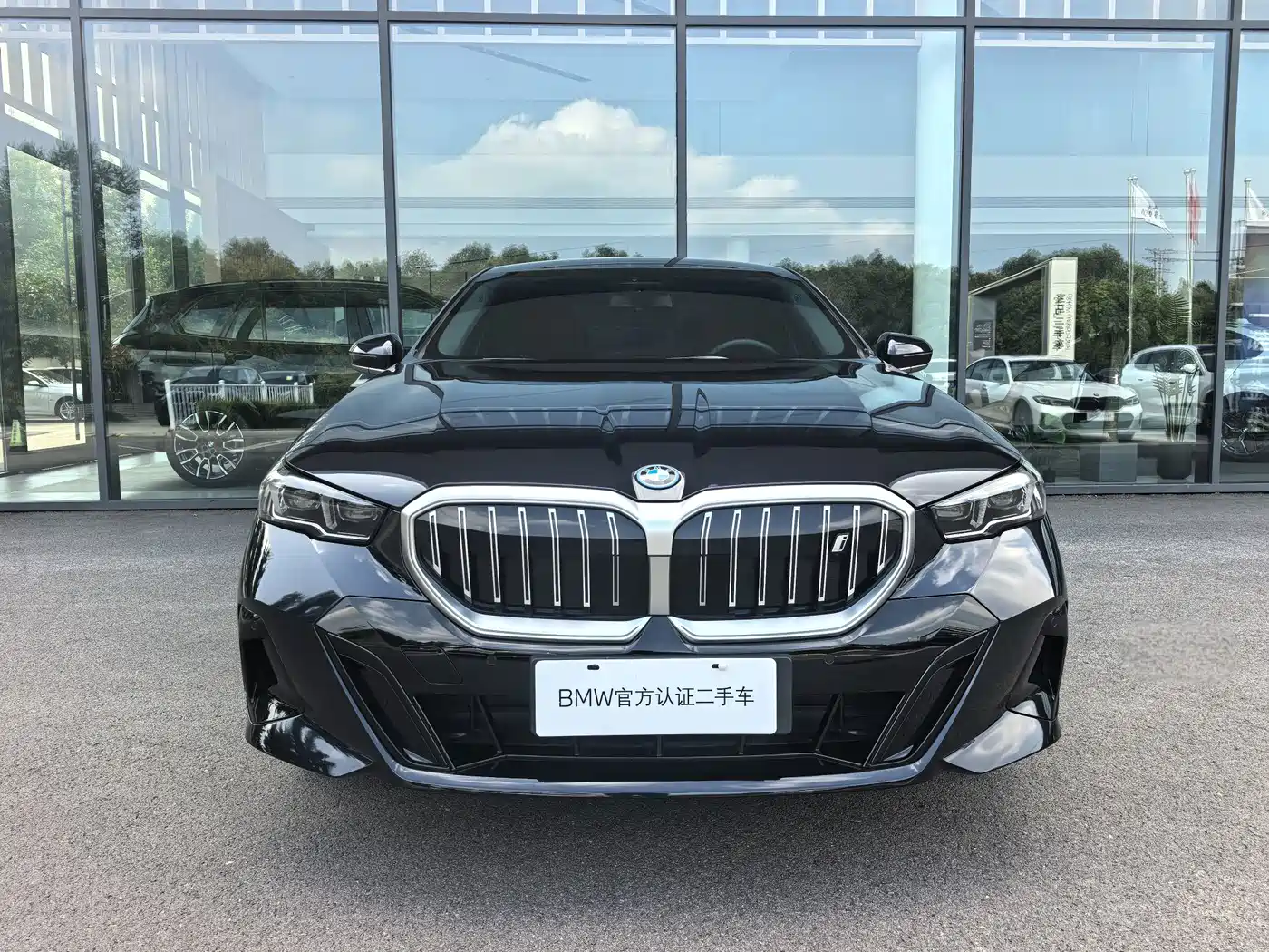 BMW i5 2025 2025 eDrive 35L M Sport Package