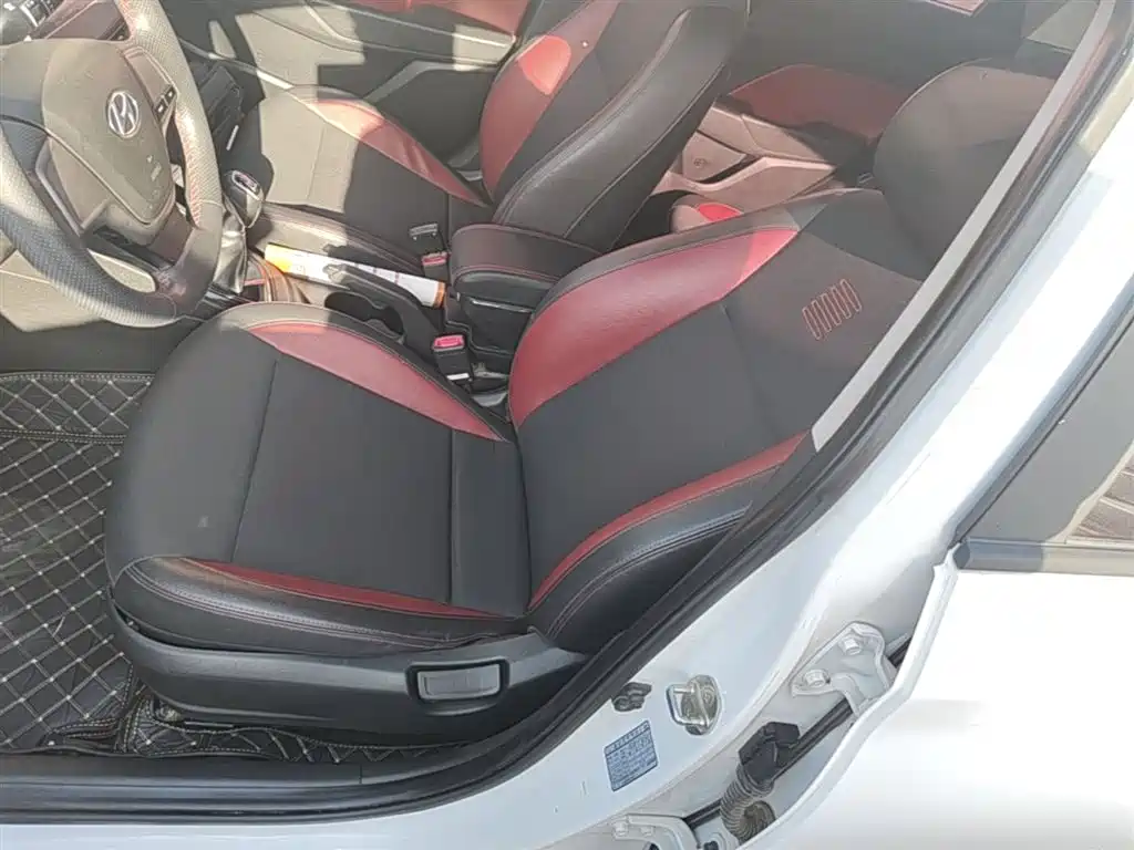 Hyundai Verna 2016 1.4L Manual Cool Edition GLS фото 15