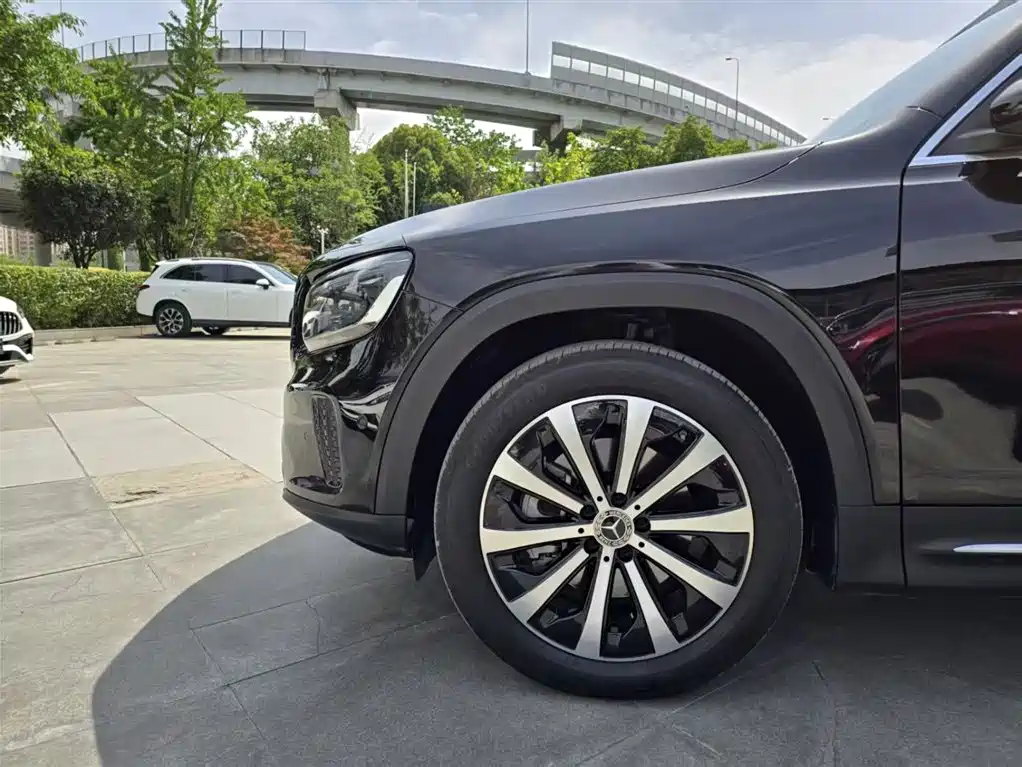 Mercedes-Benz GLB 2024 GLB 220 Fashion фото 12