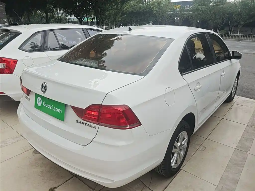 Volkswagen Santana 2016 1.4L Manual Trend Edition фото 7