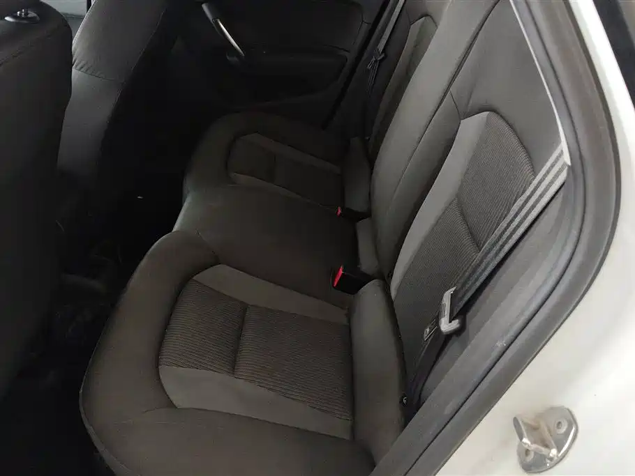 Audi A1 2016 30 TFSI Sportback Design Style Edition фото 11