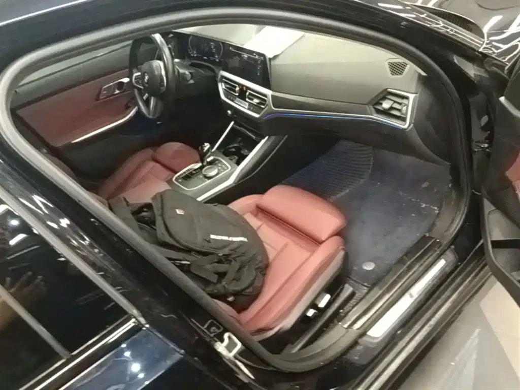 BMW 3 Series 2021 Second Facelift 325i M Sport Package фото 11