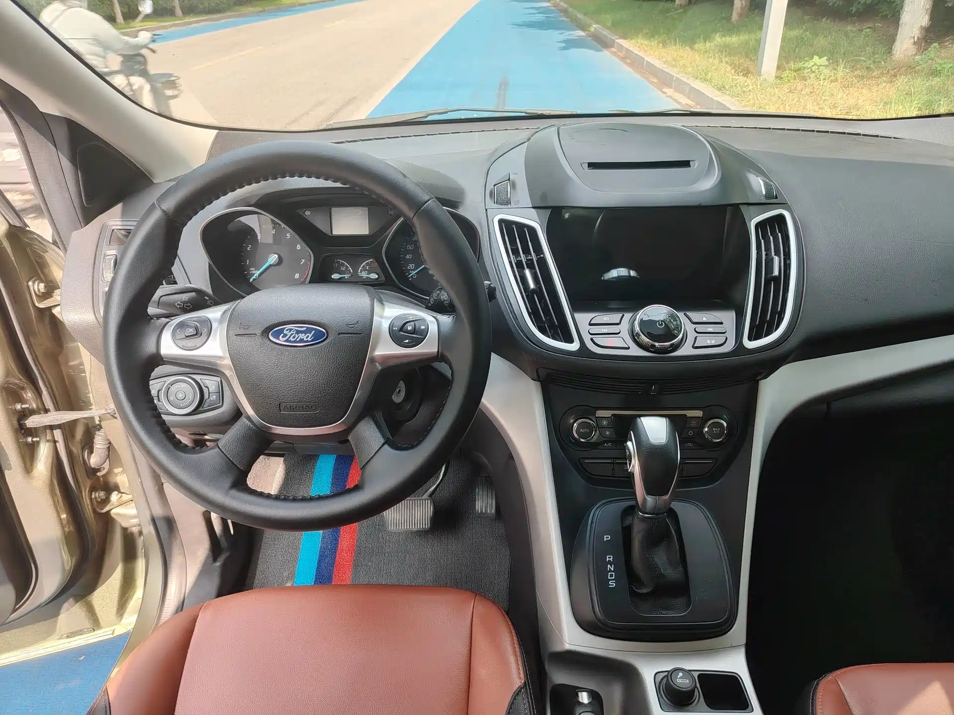 Фото 9 - Ford Kuga