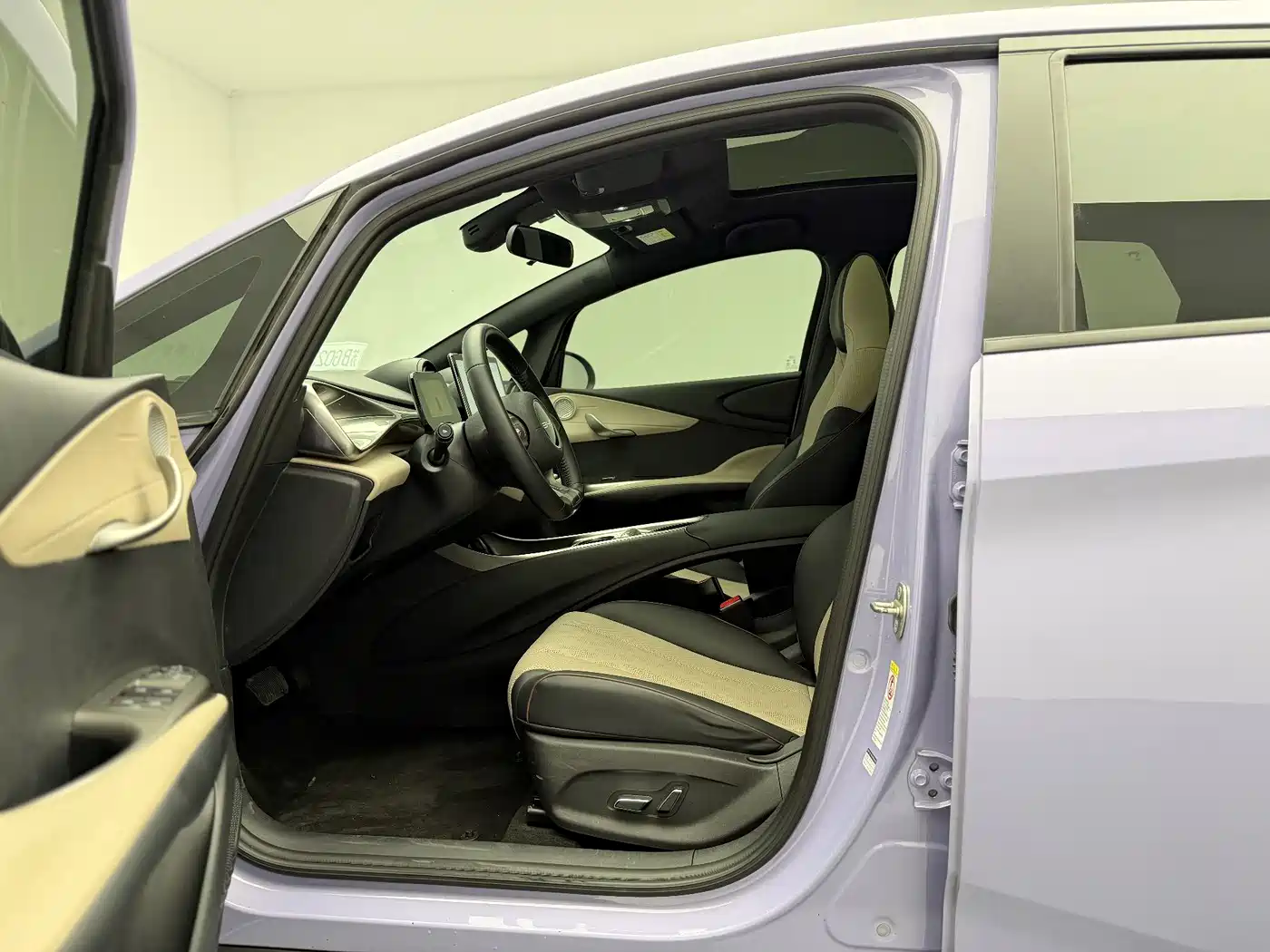 BYD Dolphin 2023 420km Fashion Edition фото 11