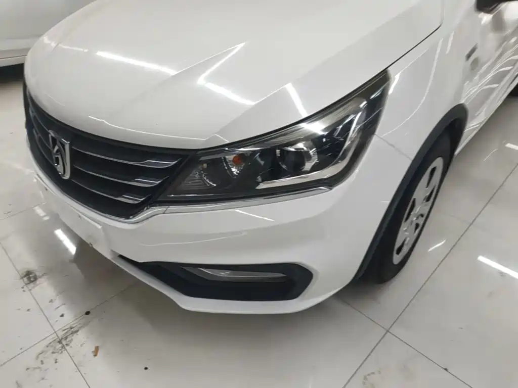 Baojun 310W 2018 2017 1.5L Manual Comfort China V