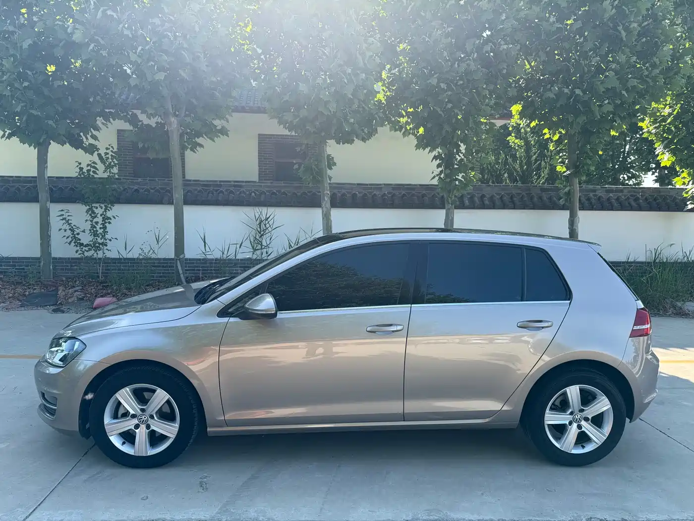 Volkswagen Golf 2016 230TSI Automatic Comfort фото 3