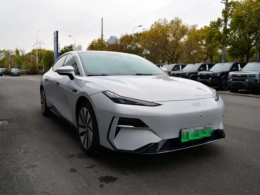 GEELY GALAXY GALAXY E8