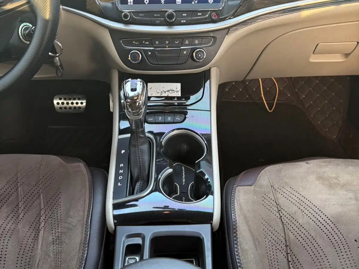 Фото 15 - Buick Verano