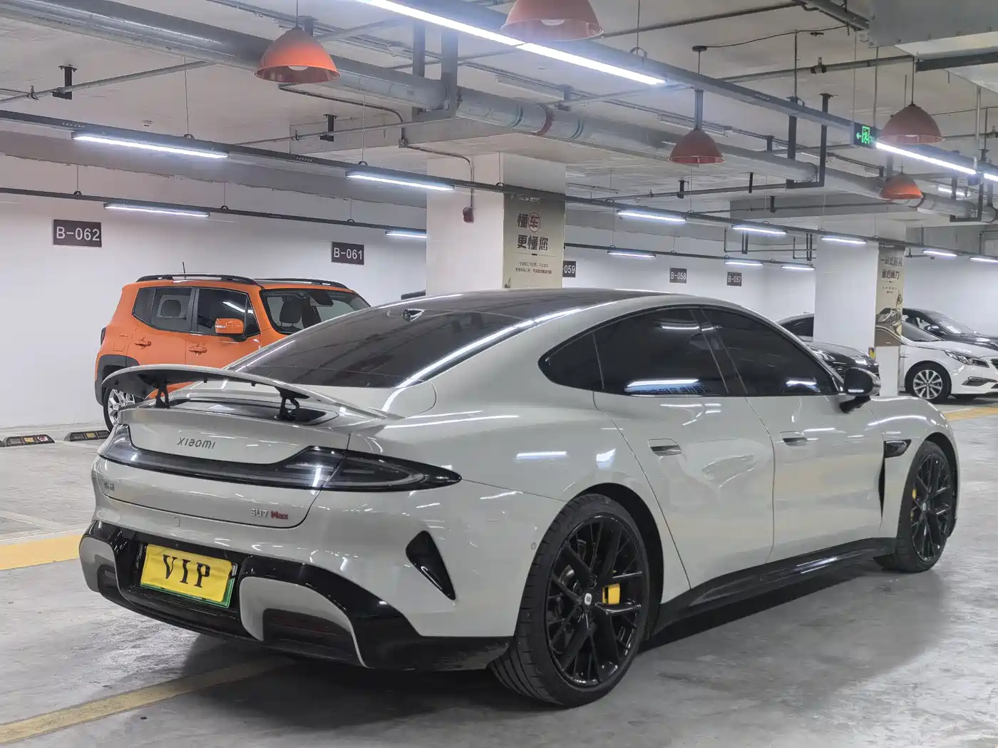 XIAOMI CAR XIAOMI SU7