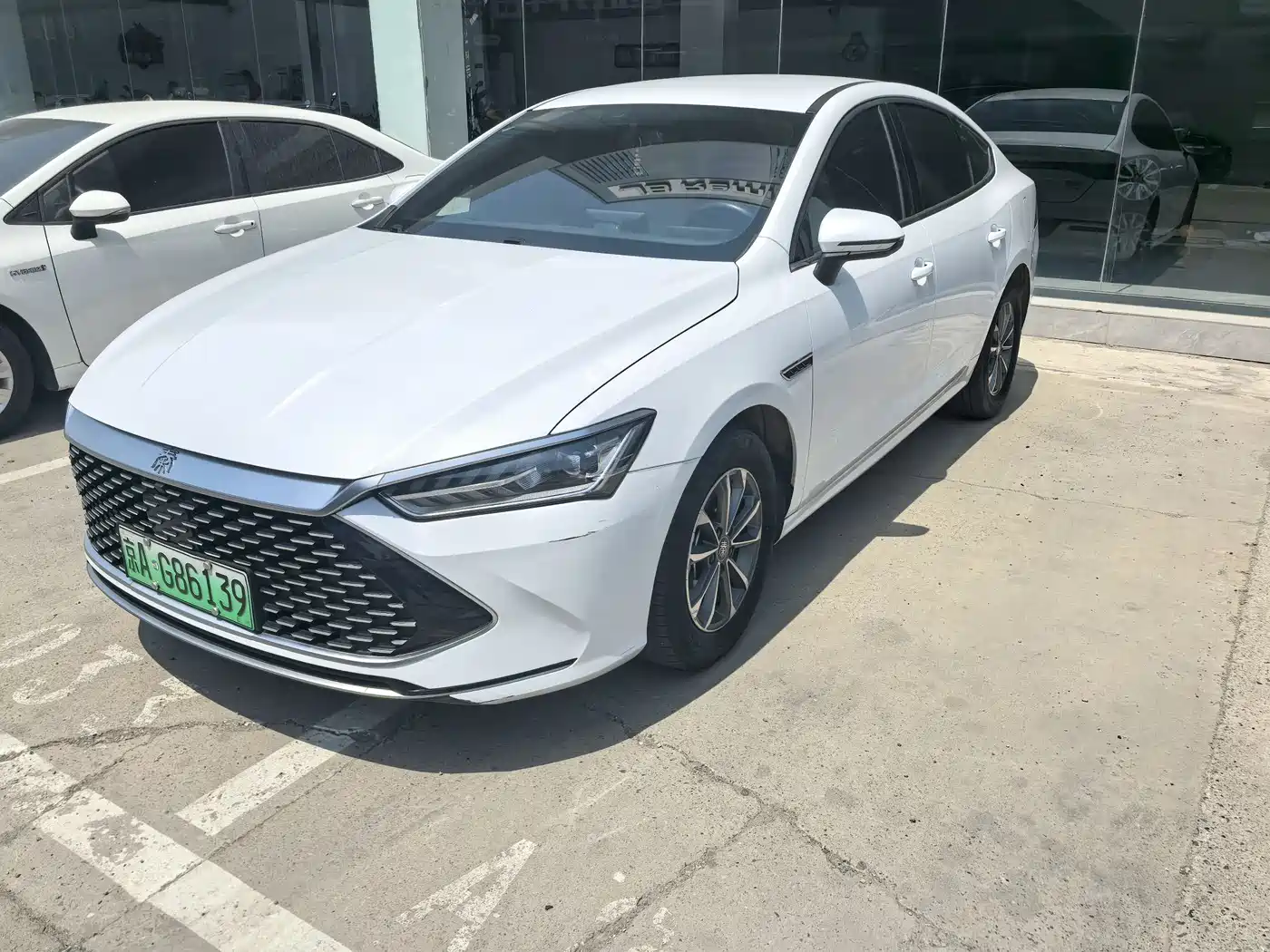 BYD Qin PLUS 2024 Glory Edition DM-i 55KM Leading