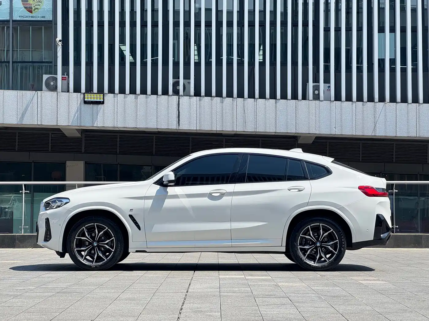 BMW X4 2023 2022 xDrive 25i M Sport Package