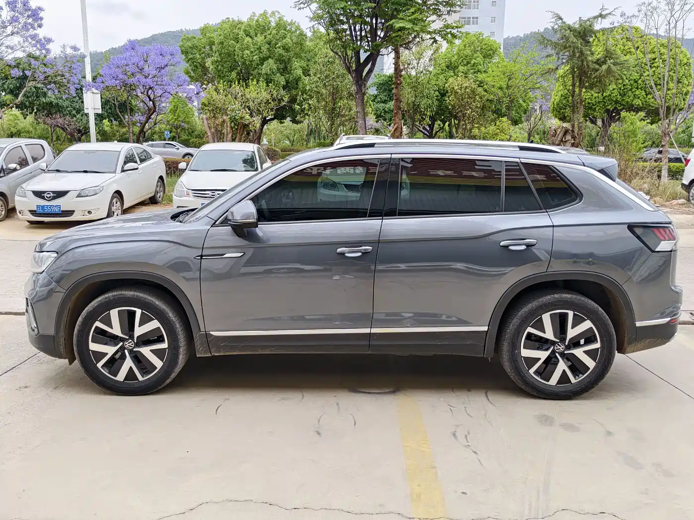 Volkswagen Tayron 2023 300TSI 2WD Luxury Plus Advanced Edition фото 4