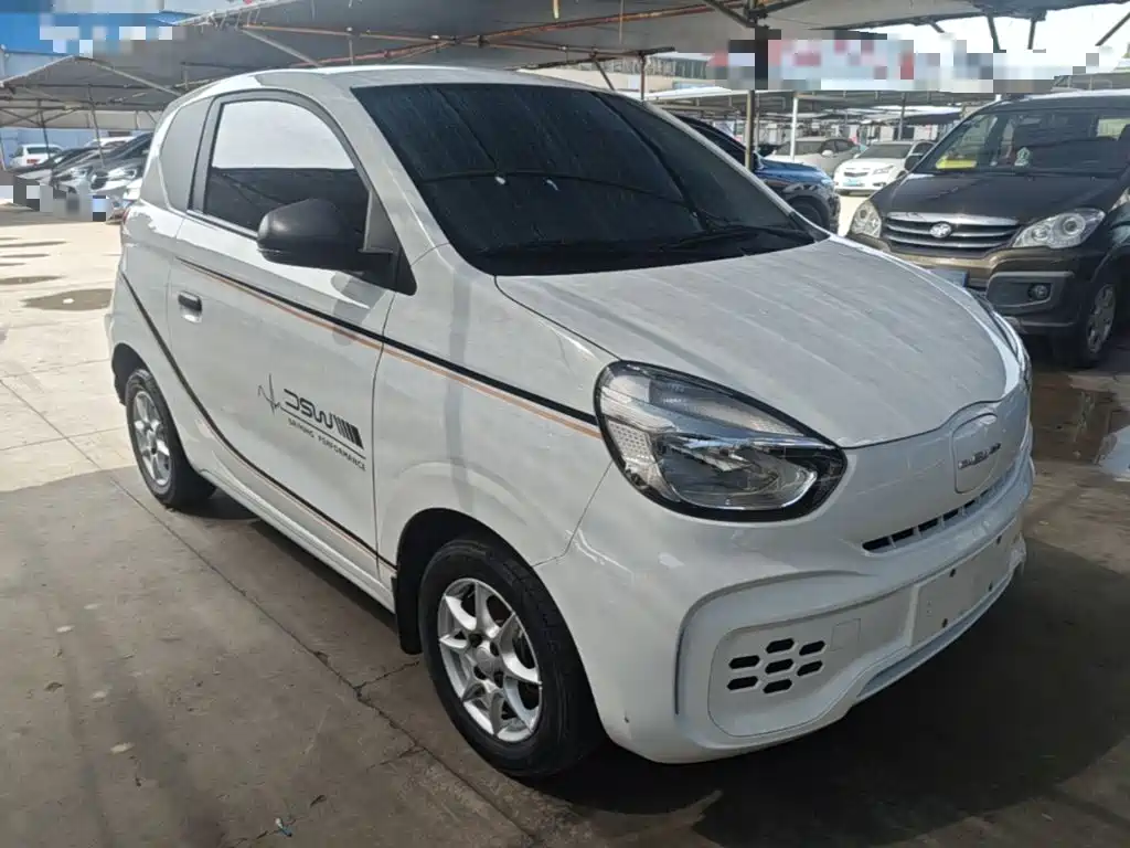 Фото 4 - Roewe Clever