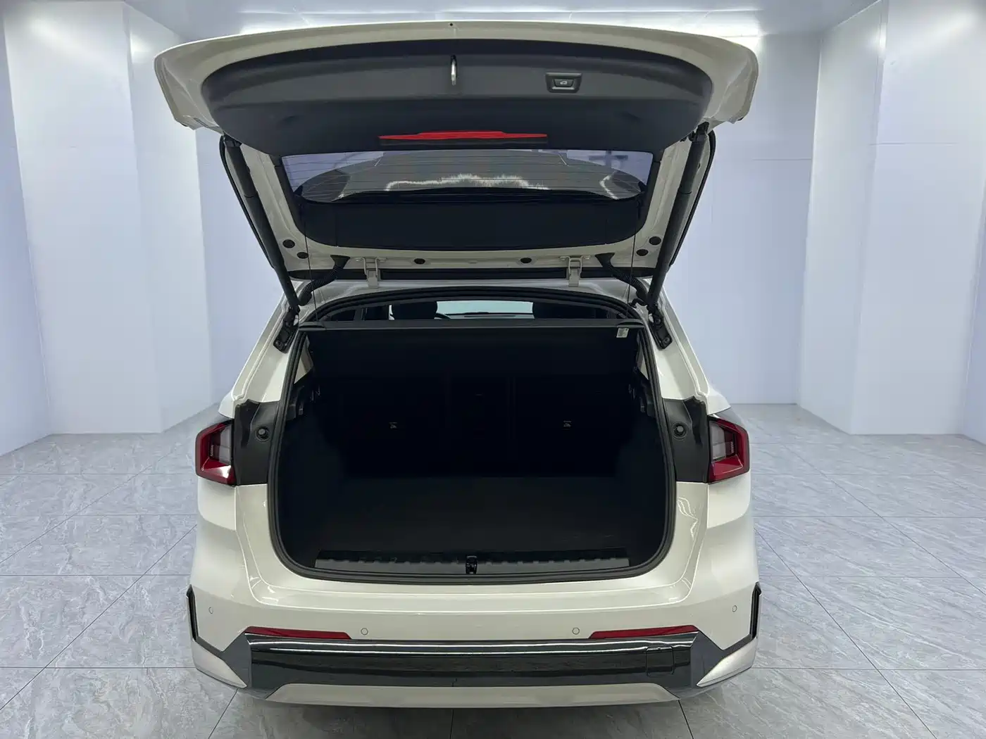 BMW X1 2023 sDrive20Li X Design Package фото 18