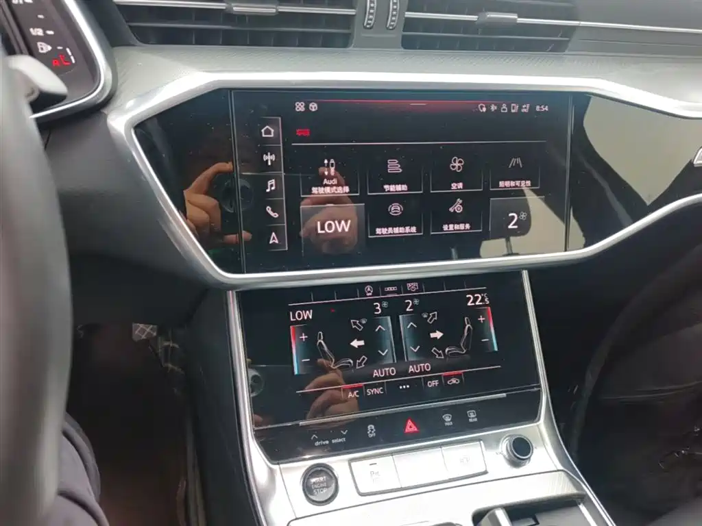 Audi A6L 2023 45 TFSI Premium Selection Dynamic фото 9