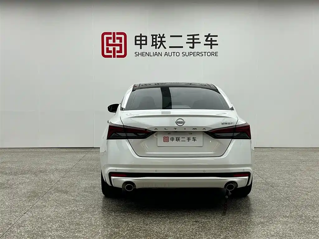 NISSAN TEANA