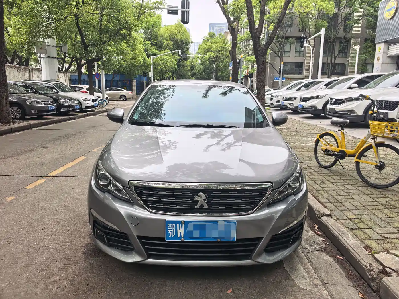 Peugeot 308 2016 1.6L Automatic Fashion фото 3