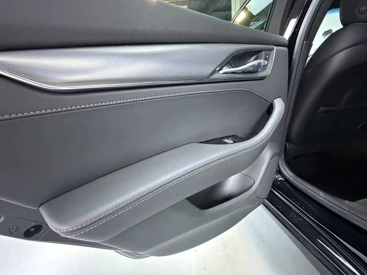 Cadillac CT5 2023 28T Luxury Style (Standard Edition) фото 8