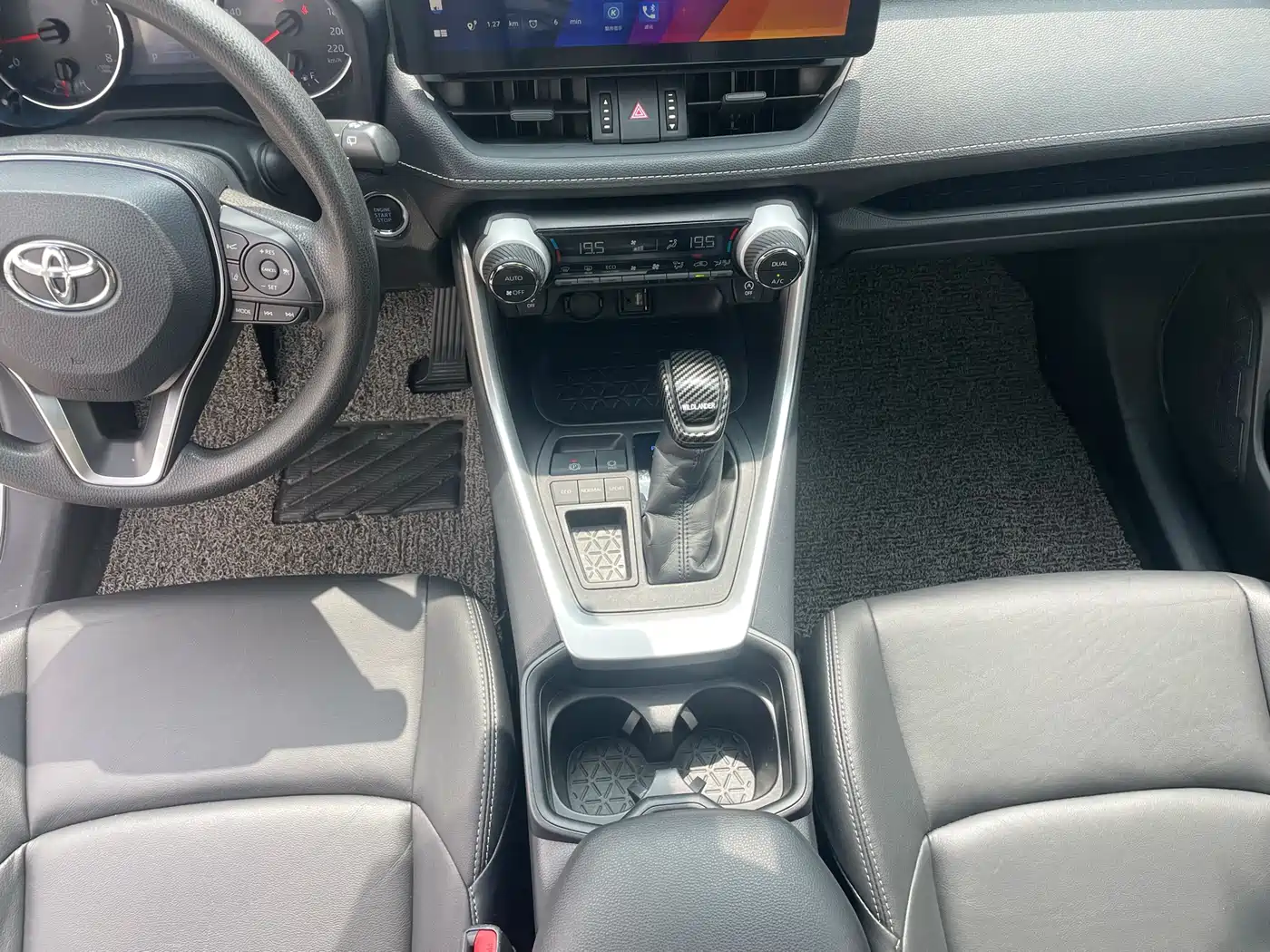 Toyota Wildlander 2021 2.0L CVT 4WD Luxury Edition фото 21