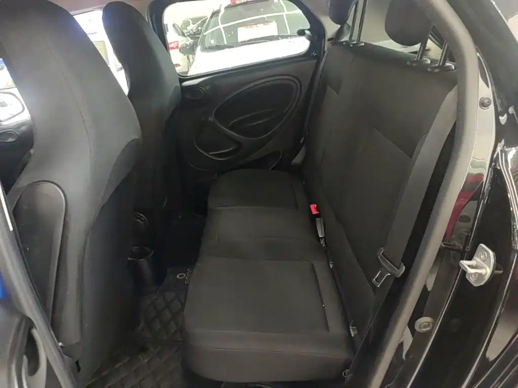 smart forfour 2019 2018 1.0L 52kW Agile Edition