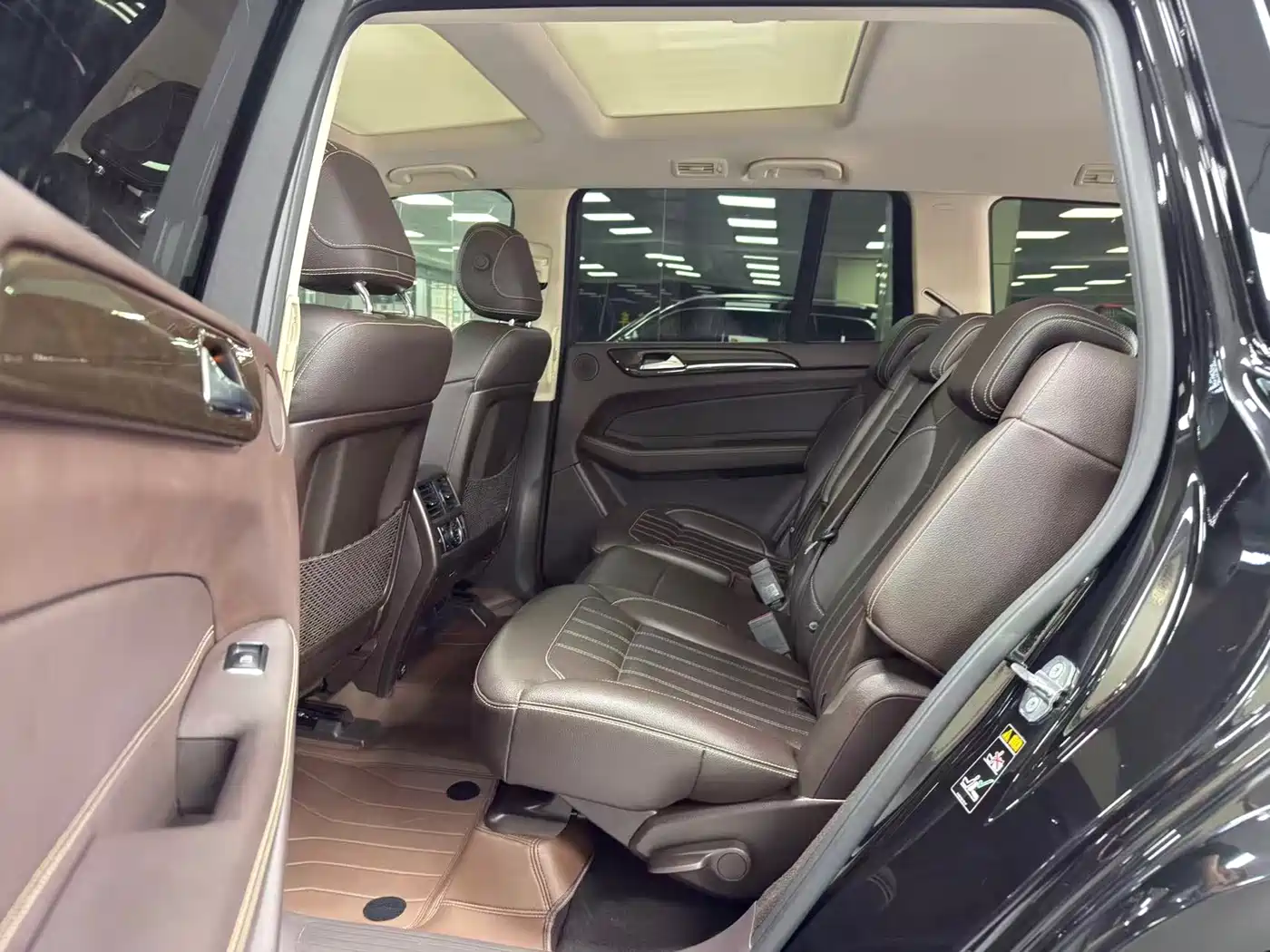 Mercedes-Benz GLS 2018 Facelift GLS 400 4MATIC Sport фото 12