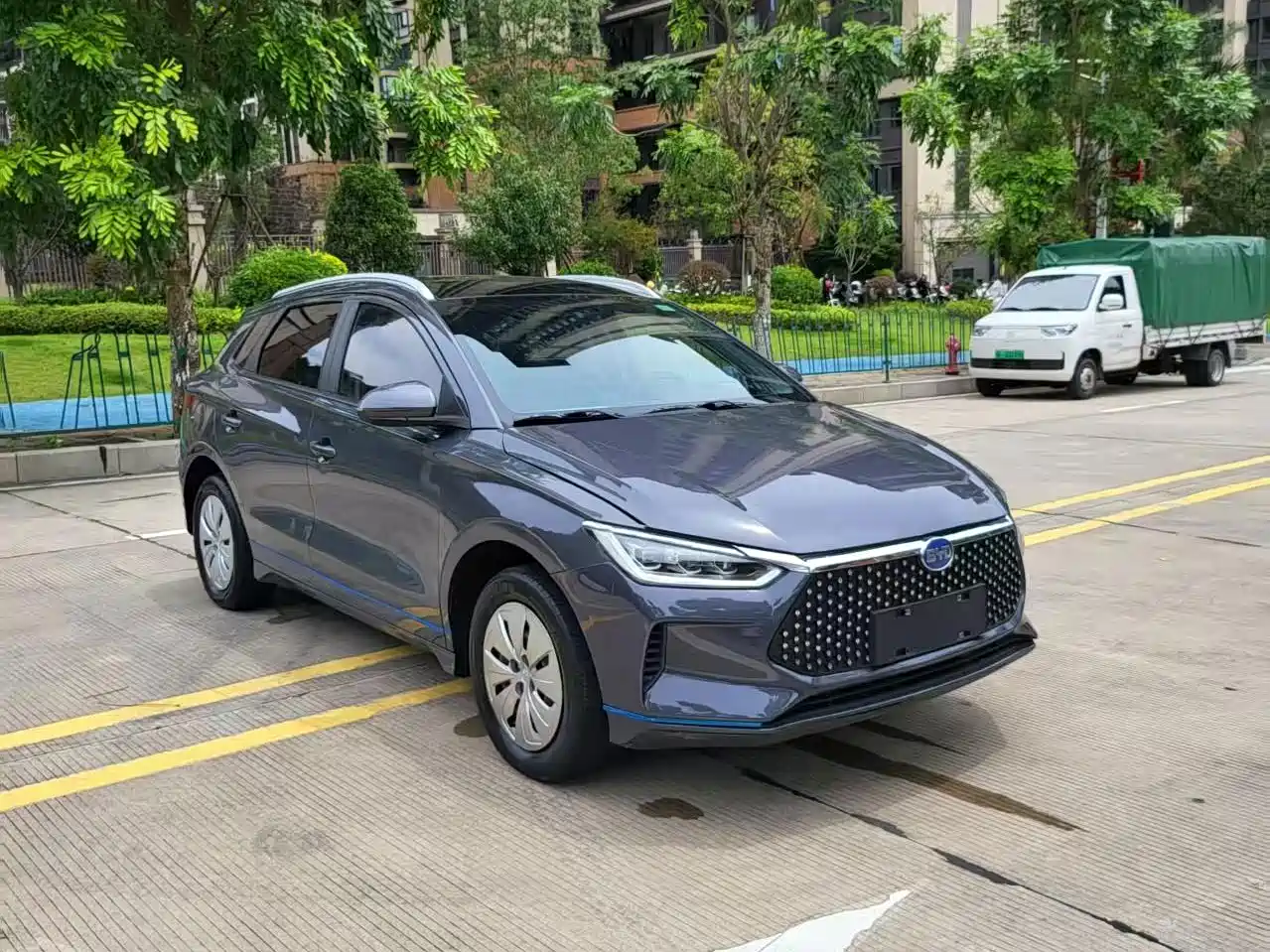 Фото 3 - BYD e2