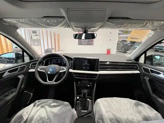 VOLKSWAGEN TIGUAN L NEW ENERGY