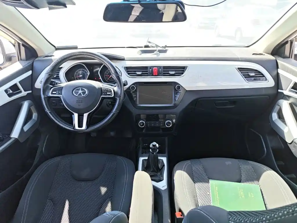 JAC Refine S2 2015 2015 1.5L Manual Luxury