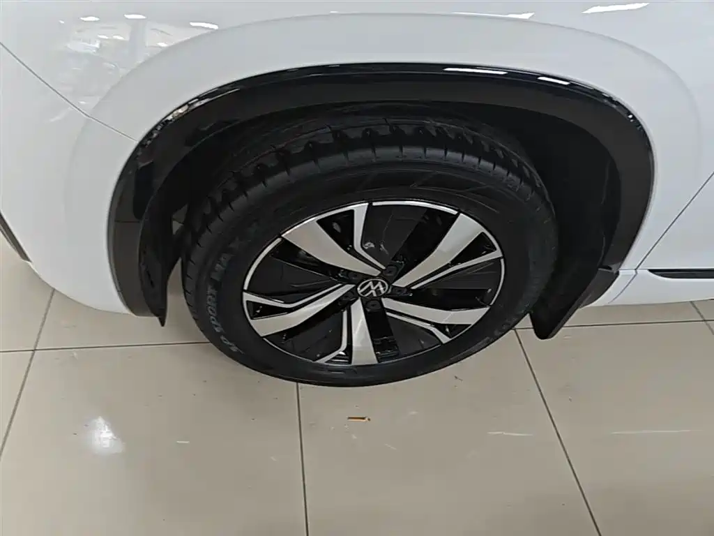 Volkswagen Tayron GTE Plug-in Hybrid 2022 1.4T Luxury фото 23