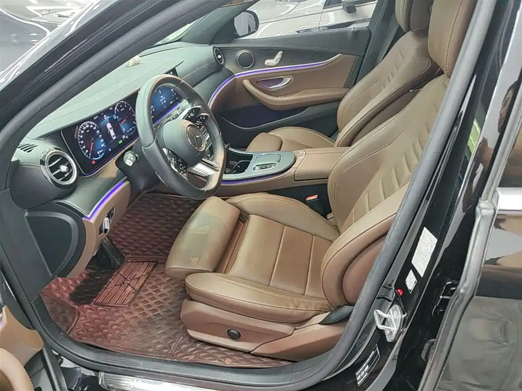 Mercedes-Benz E-Class 2021 E 260 L Sport фото 15