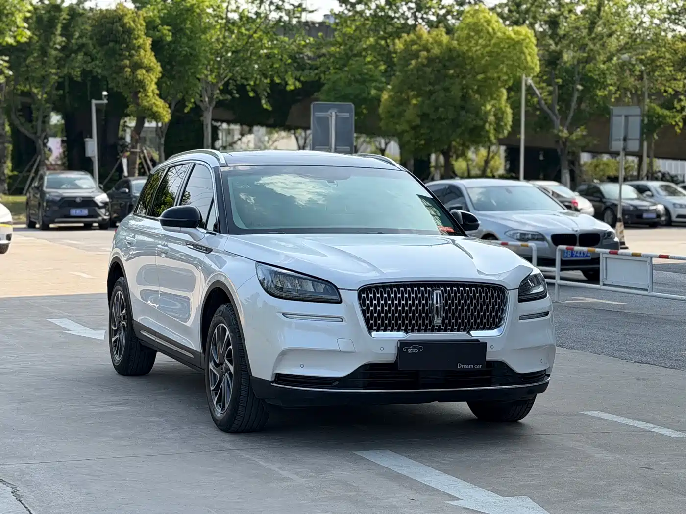 LINCOLN ADVENTURER