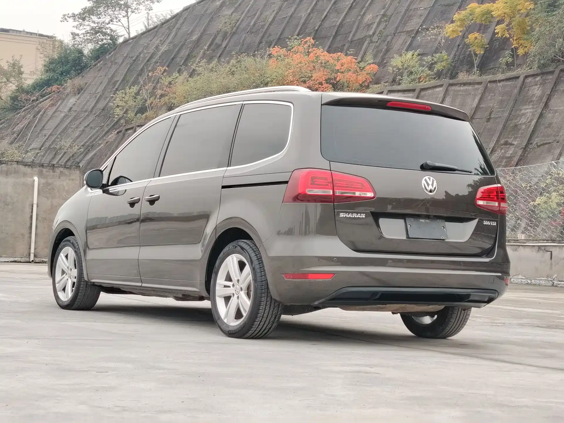Фото 5 - Volkswagen Sharan
