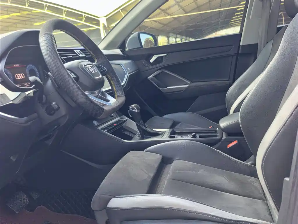 Audi Q3 2019 35 TFSI Fashion Sport фото 4