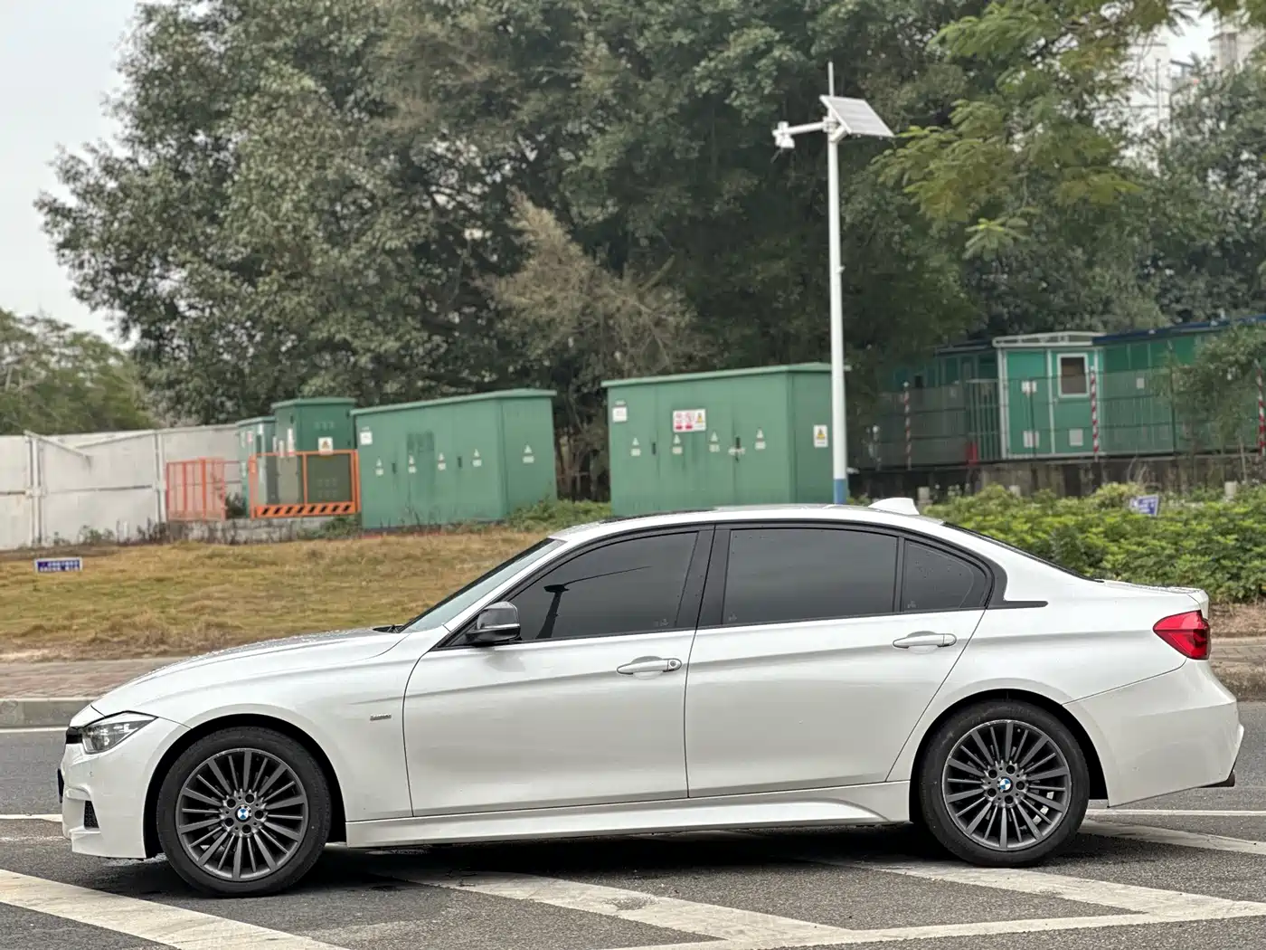 BMW 3 Series 2018 320Li Leading Luxury Package фото 11