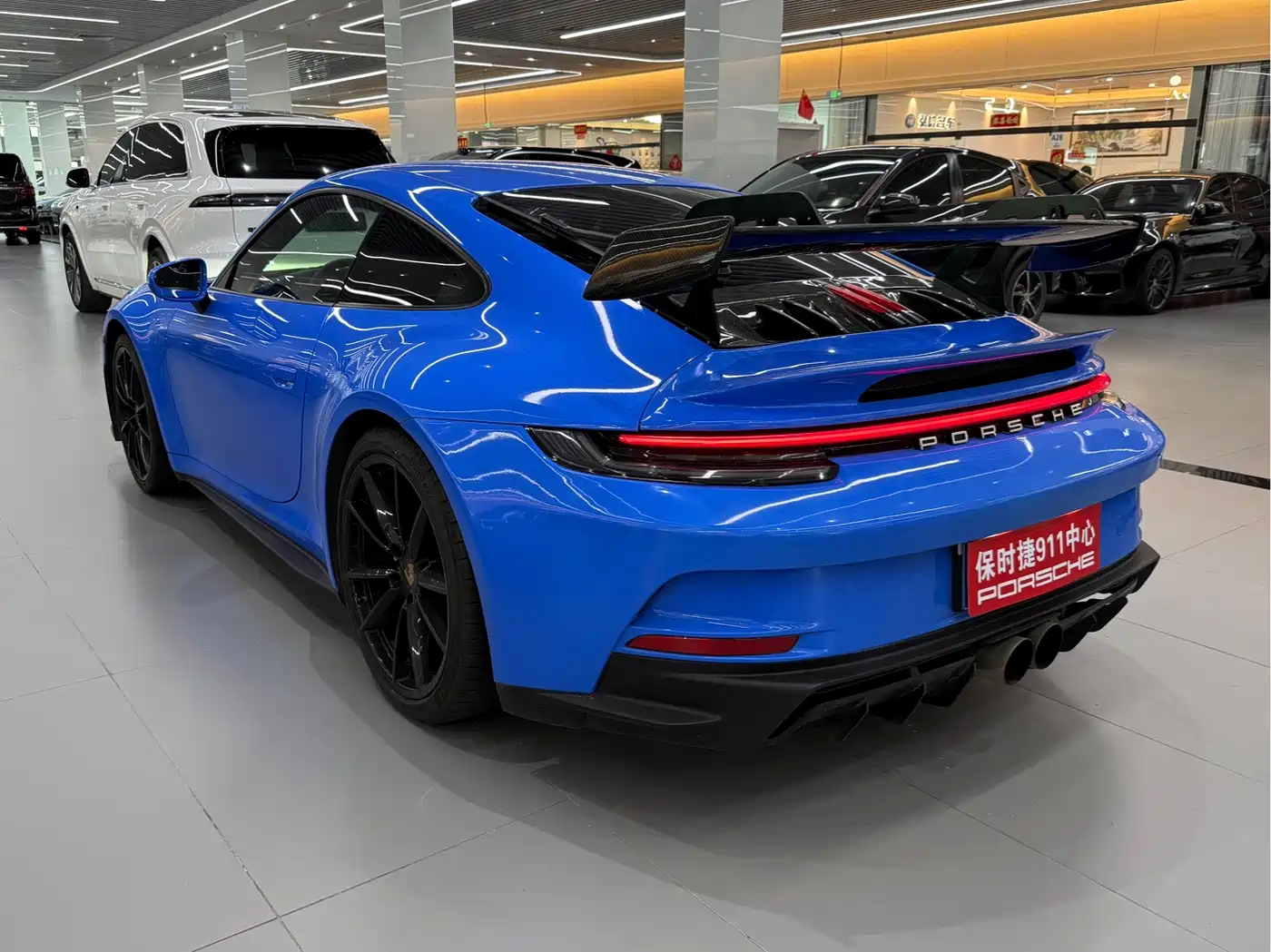 Фото 4 - Porsche 911
