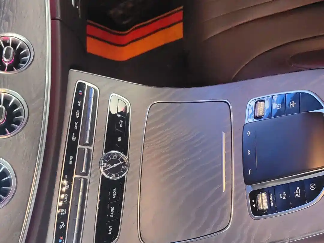 MERCEDES-BENZ CLS